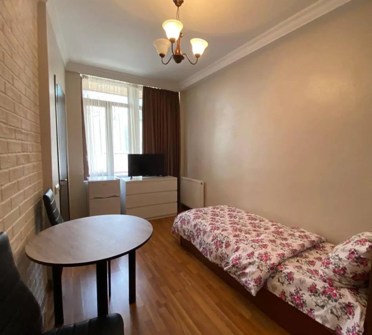 Old Garden Apartment