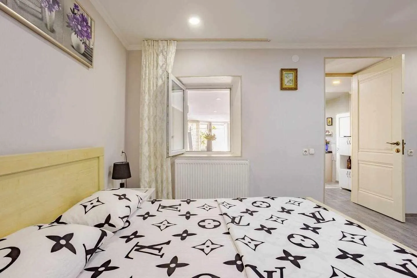 Old Garden Apartment Tbilisi